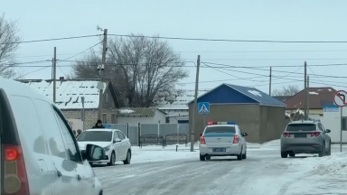 Атырауда жоғалған отбасы: қызы өзге аудандағы жанармай құю бекетінде көзге түскен