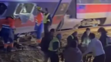 Жантүршігерлік пойыз апаты: қайтыс болғандар саны өсті