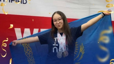 Әлемді таңғалдырған Ләйлім: қазақстандық оқушы халықаралық олимпиадада топ жарды