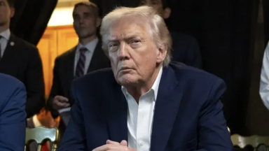 كەڭەسكە مۇشە بولۋ قۇنى - 1 ملرد دوللار: ترامپتىڭ ۇسىنىسىنا وننان اسا ەل كەلىسكەن