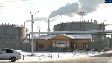 "Қолқаны қабатын өткір иістен тұншығып отырмыз". Атырау халқы жанайқайын айтты