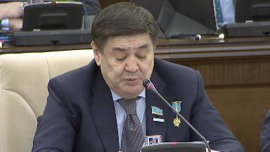 Депутат ипотека беру шарттарын жеңілдетуді сұрады