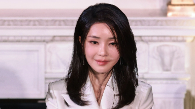 Оңтүстік Кореяның экс-бірінші ханымы сыбайлас жемқорлық ісі бойынша үкімге шағымданды