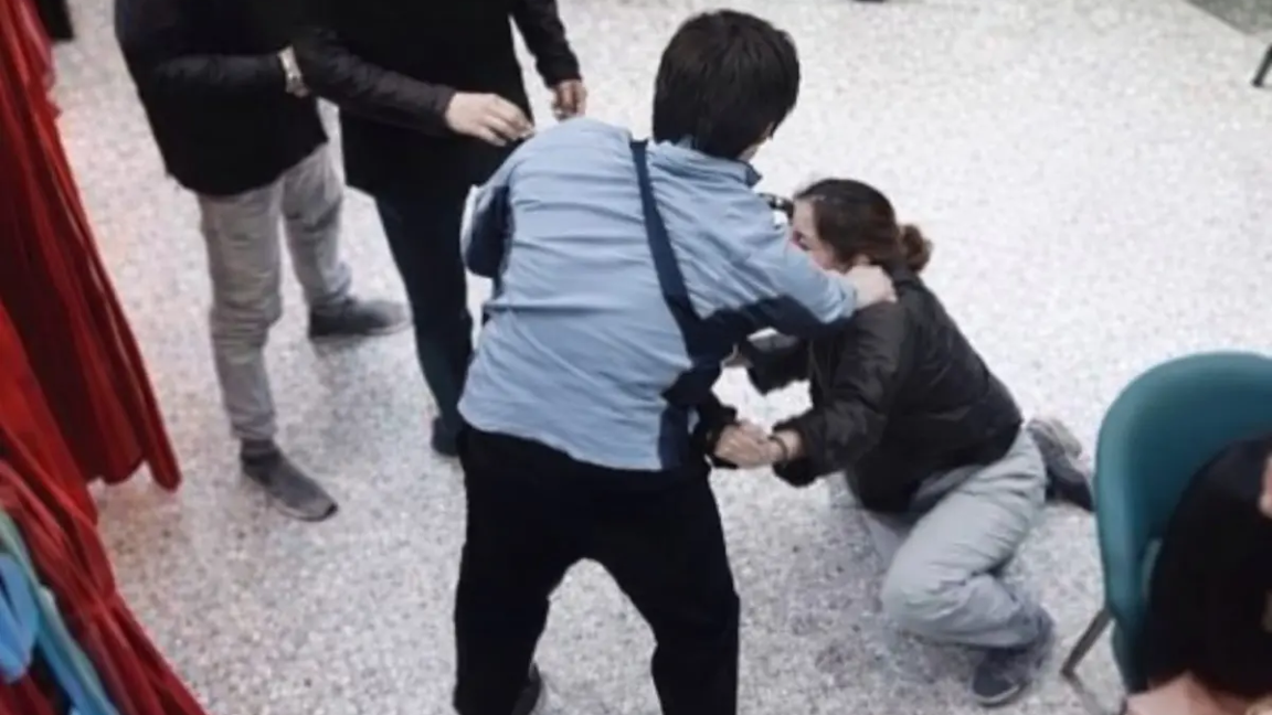 Төгілген шай төбелеске ұласты: Маңғыстаудағы кафе ісі сотқа жолданды