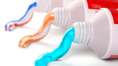 Депутат Қазақстанда контрафакт өнімдер сатылып жатқанын жайып салды