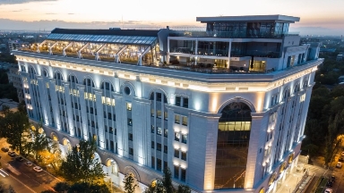 Алматыда Қайрат Сатыбалдыға тиесілі болған бизнес-орталық аукционға шығарылды