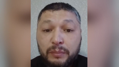 Ұлынан айырылған әке емге жиналған ақшаны басқа науқас балаларға аударған