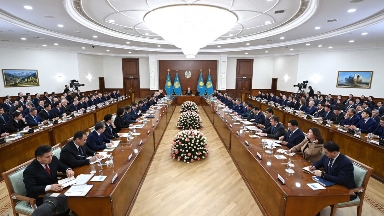 Тоқаевтың төрағалығымен Үкіметтің кеңейтілген отырысы басталды