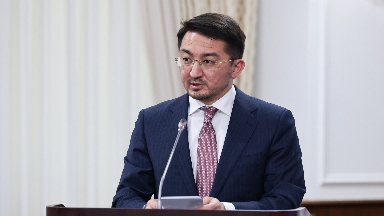 Қазақстан ЖИ-ға неге дайын емес: Мәдиев баяндамасы