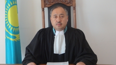 Челах ісі бойынша үкім шығарған судья қызметінен кетті