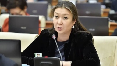 Қазақстанда балаларға қатысты зорлық істері: Зәкиева қандай шаралар қабылданғанын айтты