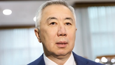 Жұманғарин әйелінің 88 млн теңгені қалай тапқаны туралы сұраққа жауап беруден бас тартты