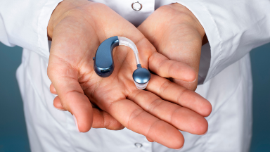 ەستۋ قابىلەتى بۇزىلعان ادامدارمەن قالاي دۇرىس سويلەسۋ كەرەك؟