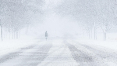 بۇگىن ەلدىڭ بىرنەشە وڭىرىندە اۋا رايى كۇرت بۇزىلادى