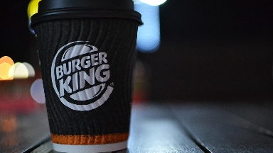 Алматыдағы Burger King-те еңбек заңын бұзу фактілері анықталды