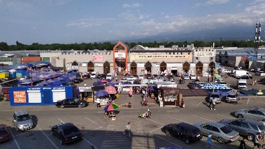 الماتىدا ساتىبالدىعا تيەسىلى بولعان بازار قايتا ساتىلىمعا شىعارىلدى