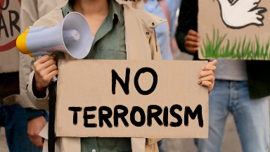 Қандай жастар радикалды ағымдардың ықпалына тез түседі – сарапшылар пікірі