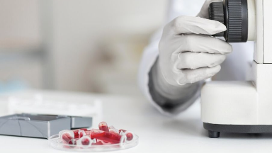 Қазақстандық қатерлі ісікке қарсы дәрі адамдарға сынақтан өткізіліп жатыр