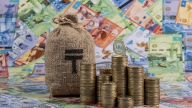 Ақпан қорытындысы: Қазақстандағы ірі банктердің табысы күрт азайды