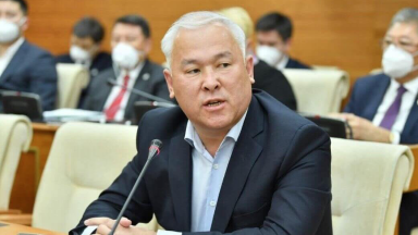 Қымбат көлік заңнан жоғары ма?