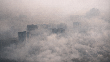 Sınoptıkter jeti qalada aýa sapasy nasharlaıtynyn eskertti