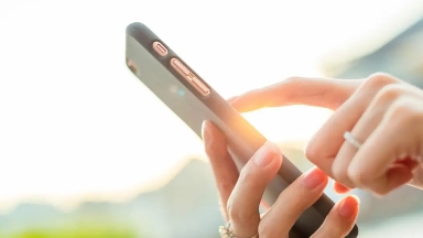 Қызық дерек: қазақстандықтардың смартфоны такси мен тағам жеткізу бағасына әсер етеді