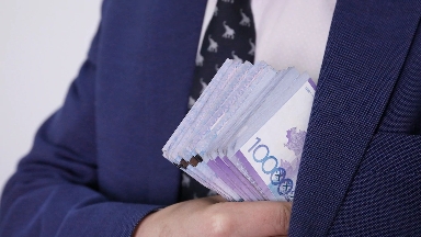 استانادا ءبىر ەمحانادان ۇرلانعان قاراجات يتالياعا تۋر ساتىپ الۋعا جۇمسالعان