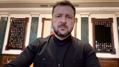 “بارىنە ءبىر ءوزى قارسى تۇرا المايدى”. زەلەنسكيي اقش-تى وداقتاستىقتى كۇشەيتۋگە شاقىردى