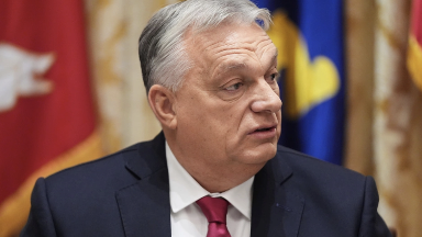 Орбан Венгриядағы сайлауда жеңілгенін мойындады