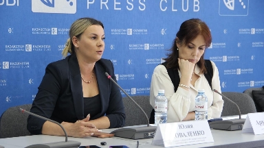 “Балалар барлық жерде қаза табады”. Аружан Саинның қаңғыбас иттерге қатысты мәлімдемесі дау туғызды