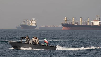 Iran Ormýz buǵazyn ashty — Reuters