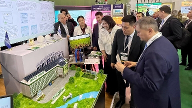 Абай университетінің ғылыми жобалары халықаралық саммит көрмесіне қойылды