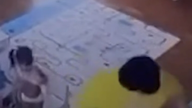 Балаларға қатыгездік көрсеткен: Ақтөбе облысындағы балабақшадан дау шықты