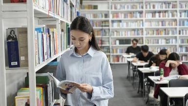 Ұлттық кітап күні Жетісуда челлендж, буккроссинг, саяхат сабағы, дефиле және басқа да заманауи форматта өтуде