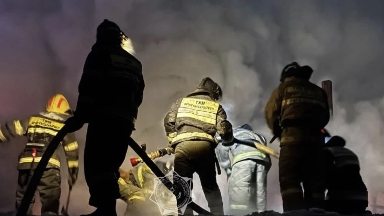 Астанада бес қабатты үй өртке оранды