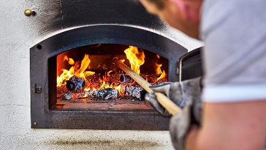 Алматыдағы 50 адамның улануына қолдан жасалған пеш себеп болған